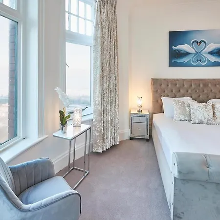 Host & - Captain's Deck Seafront * Saltburn-by-the-Sea